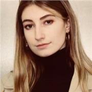 Passionnée d'histoire et d'histoire de l'art, je possède un baccalauréat littéraire obtenu en 2018. Je suis actuellement en école de communication et je souhaiterai proposer mon aide aux élèves ayant des lacunes dans les matières littéraire